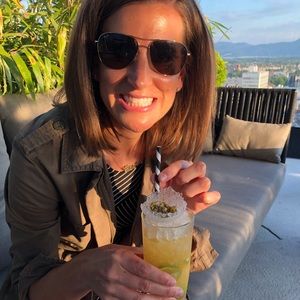 Meet your Posher, Kari